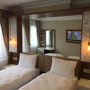 萨尔塔纳梅特努酒店 酒店 伊斯坦布尔